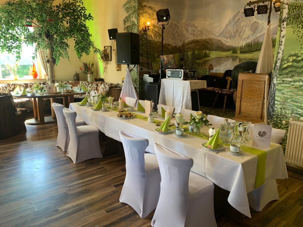 Hotel Alpenhof Markneukirchen Luaran gambar