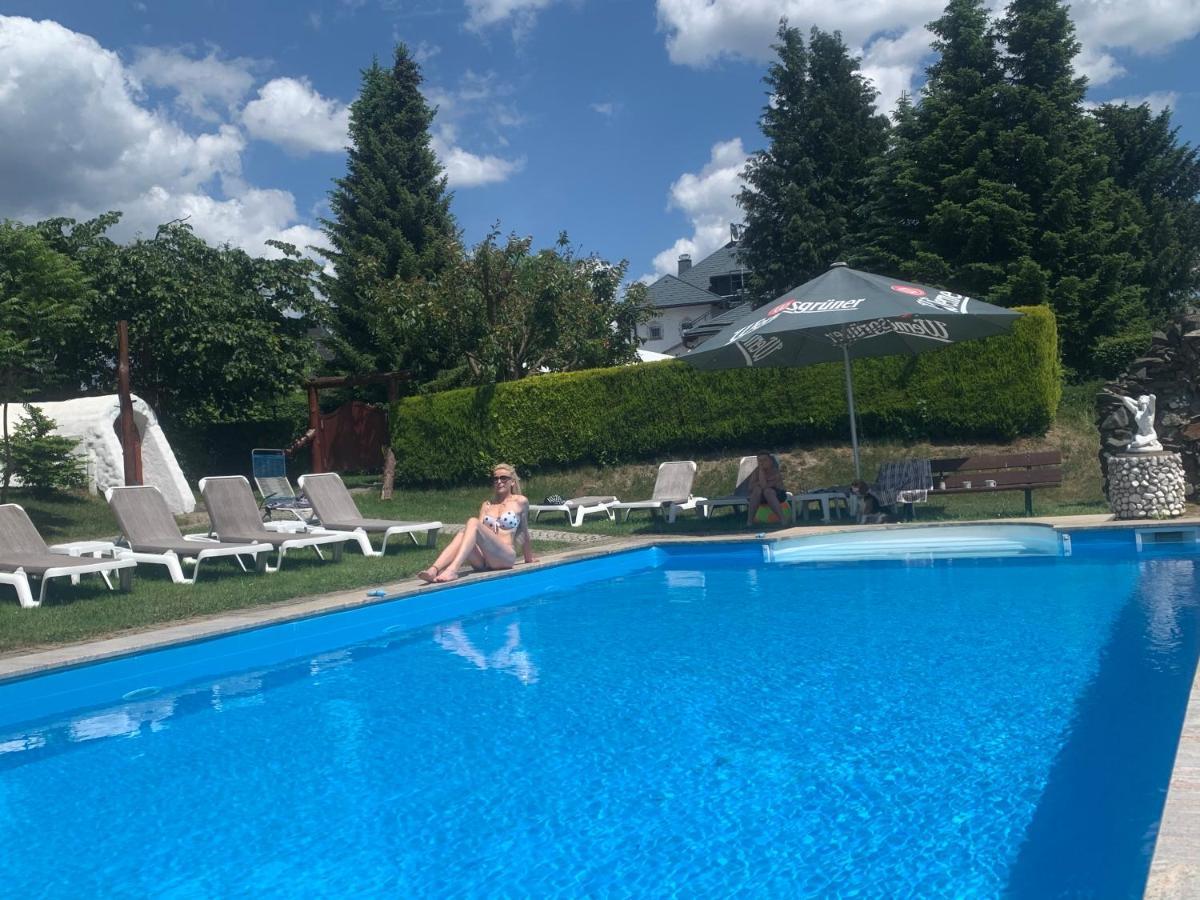Hotel Alpenhof Markneukirchen Luaran gambar