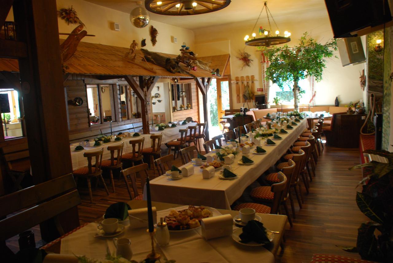 Hotel Alpenhof Markneukirchen Luaran gambar