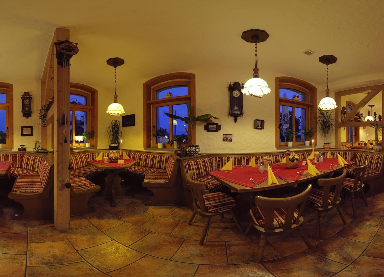 Hotel Alpenhof Markneukirchen Luaran gambar