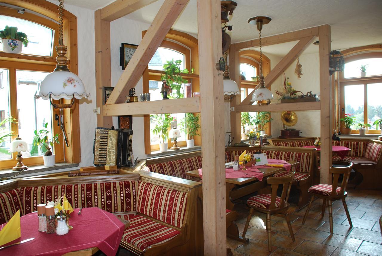 Hotel Alpenhof Markneukirchen Luaran gambar