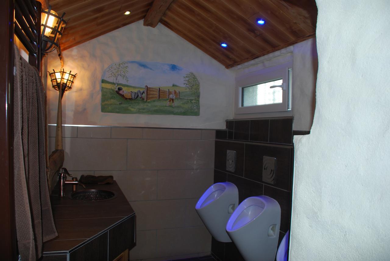 Hotel Alpenhof Markneukirchen Luaran gambar